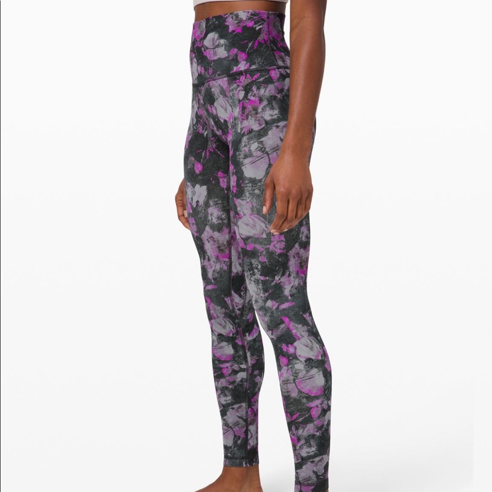 Lululemon’s Align HR Pant 28”